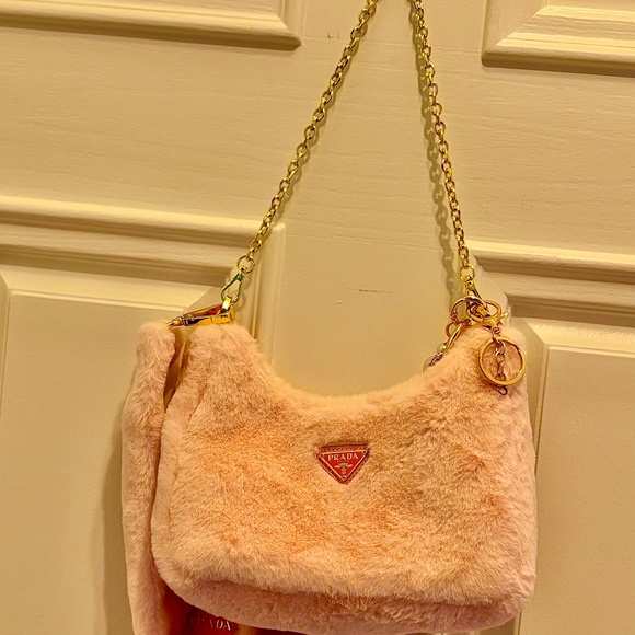 RARE Pink Prada fluffy fuzzy ADORABLE Faux Fur Handbag w/Gold Hardware - Picture 7 of 10